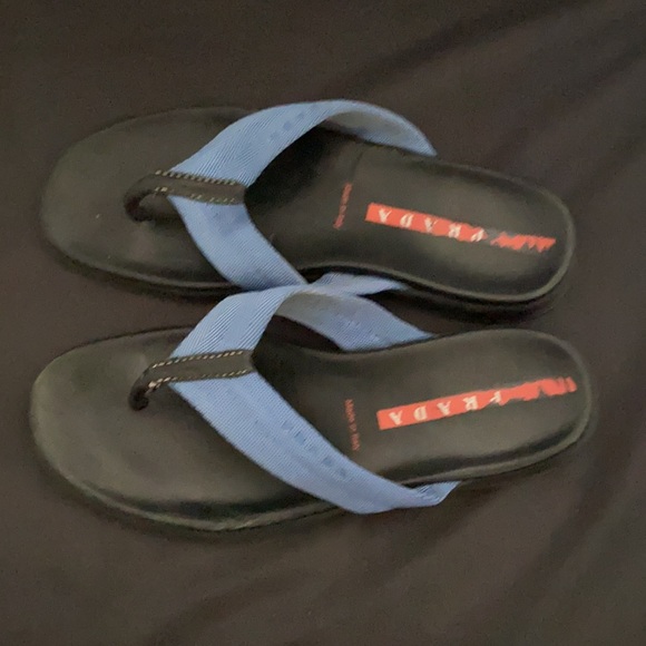 Prada flip-flops - Picture 4 of 7